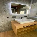 Cozy Mountain Panorama 公寓 萨菲登安斯泰内嫩米尔