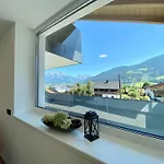 Cozy Mountain Panorama *