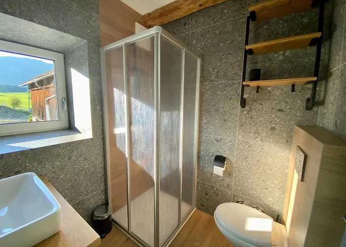 Cozy Mountain Panorama *